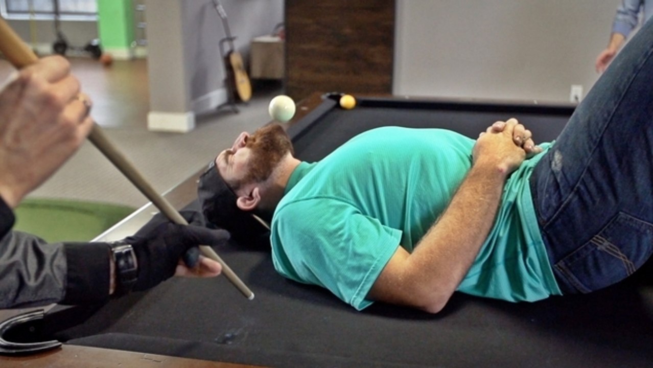 Billard : Des tricks shots qui vont vous faire perdre la boule !