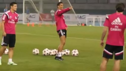 Les gestes techniques de CR7 à l'entrainement frôlent l'arrogance