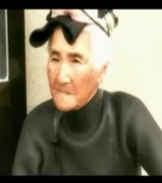 Ces grands-mères ne vivent que pour la plongée