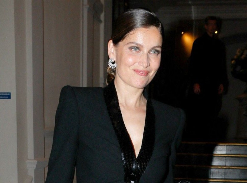 Laetitia Casta, sans tabou : bientôt prête à franchir le cap de la chirurgie esthétique ?