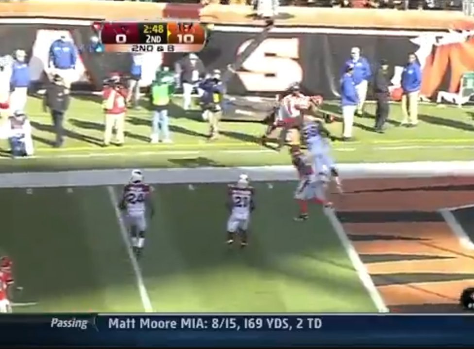 Football américain : il réussit un touchdown en faisant un salto avant