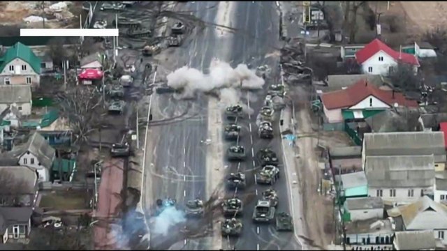 Ukraine : avancée des troupes russes vers Kyiv et couloirs humanitaires