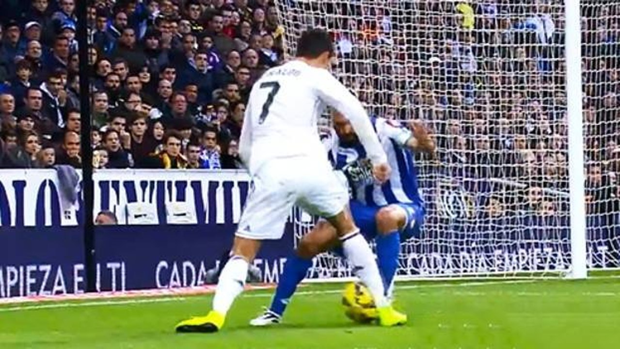La virgule de Cristiano Ronaldo avec le Real Madrid contre La Corogne