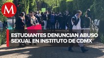 Padres y alumnos denuncian maltratos en el Instituto Roosevelt de la CdMX