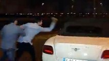 Des fans madrilènes s'en prennent violemment à la voiture de Gareth Bale