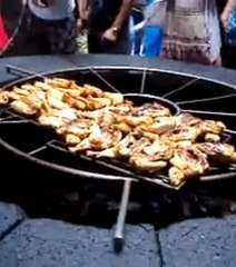 Le restaurant El Diablo fait cuire ses aliments sur un volcan !