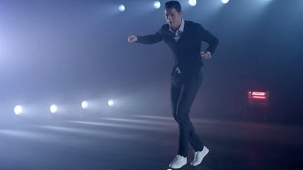 Cristiano Ronaldo s'essaye au Moonwalk de Michael Jackson !