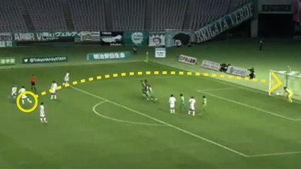 Le coup franc sublime en lucarne de Diego Forlan au Japon