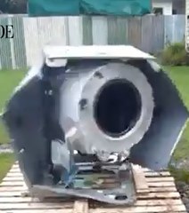 Une machine à laver s'auto-détruit dans le Zapping Gentside