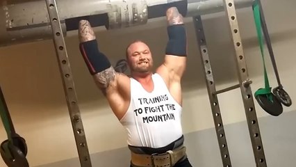 La séance de musculation très intense de "La Montagne" de Game of Thrones