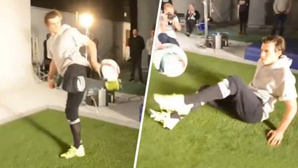 Gareth Bale montre ses talents en foot freestyle