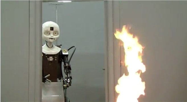 La marine américaine crée un robot qui éteint les incendies dans les navires
