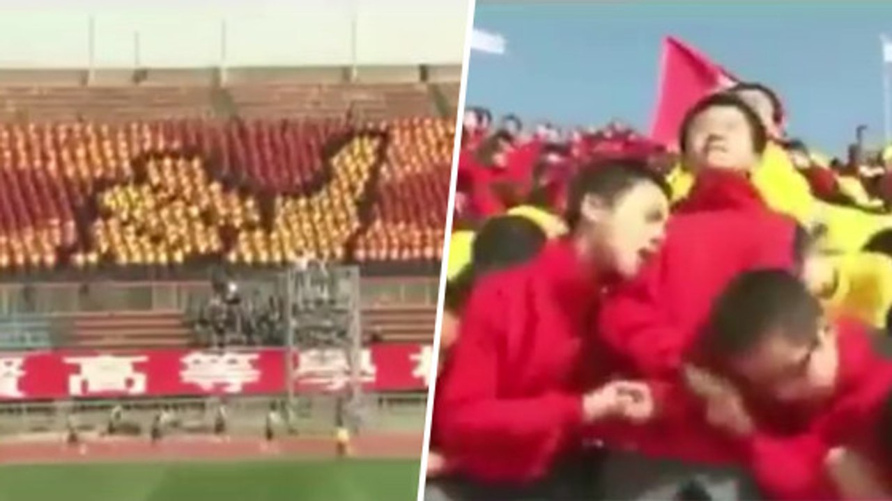 Les tifos humains des supporters Sud-Coréens