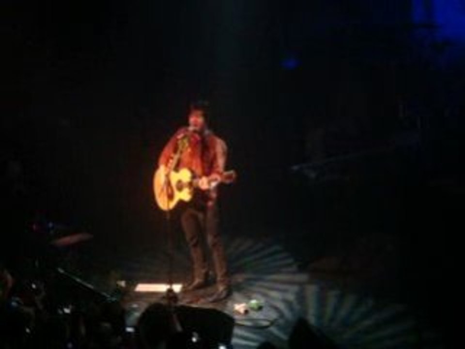 Panic At The Disco @ Bataclan Time to Dance Acoustique
