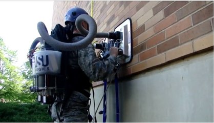 Avec ces ventouses, il est possible de grimper sur les murs !