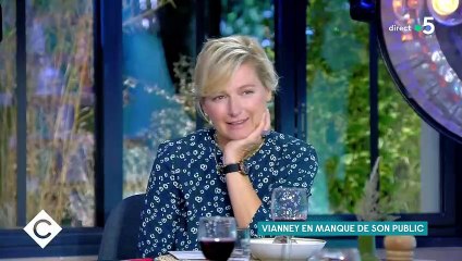 Dans "C à vous", Vianney évoque pour la première fois, sa belle-fille âgée de 9 ans et leur relation si spéciale...