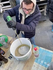 Lviv'de sivillere molotof kokteyli hazırlama eğitimi veriliyor