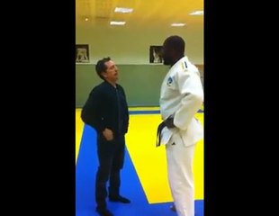 Gad Elmaleh se paye Teddy Rinner !