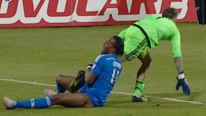 Didier Drogba commet une énorme faute lors du match Montreal - Columbus