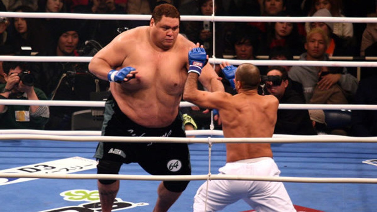 Le jour où Royce Gracie, roi du jiu-jitsu brésilien, a affronté la légende du sumo Akebono