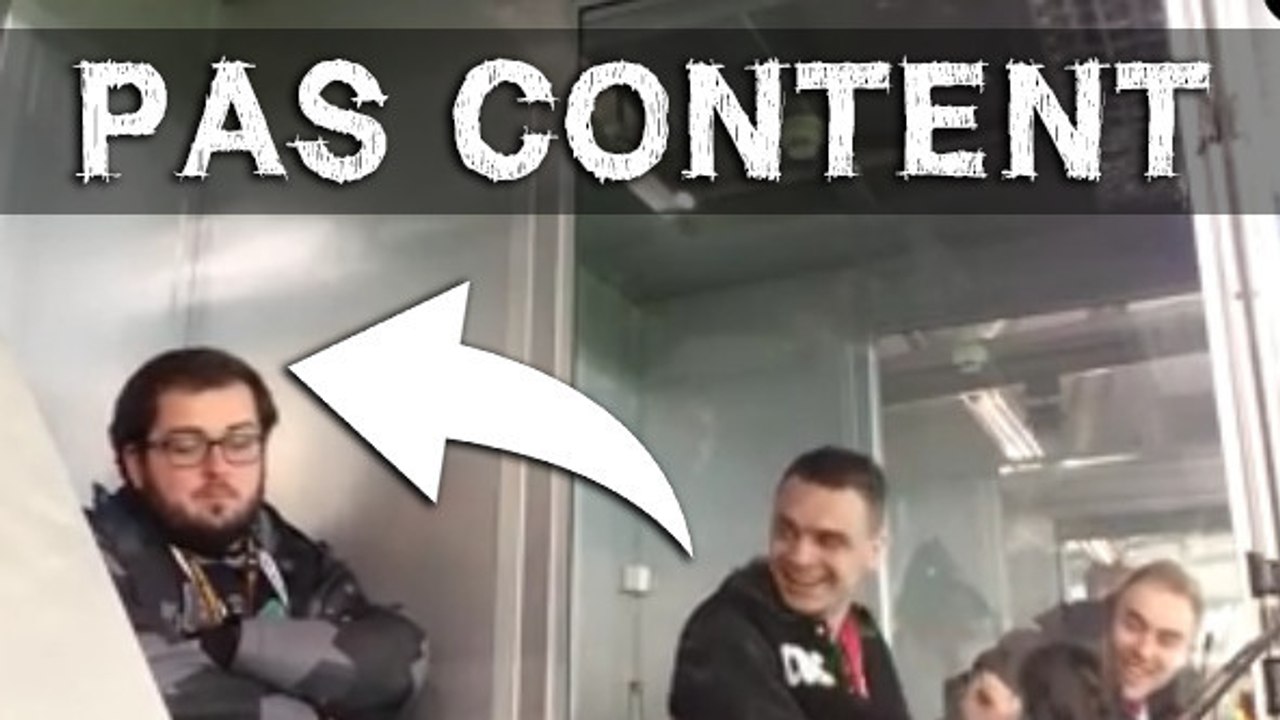 Pologne : un journaliste fan du Legia Varsovie pète les plombs lors du match face au Lech Poznan