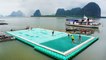 Thaïlande : le terrain de football le plus insolite du monde sur l'eau