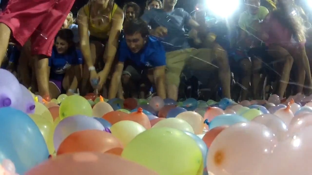 La plus grande bataille de ballons à eau a été organisée aux Etats-Unis !