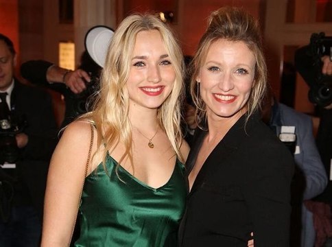 Alexandra Lamy : sa fille Chloé Jouannet à moitié nue et plus sexy que jamais sur Instagram