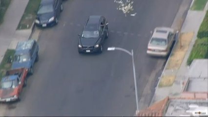 Des braqueurs de banque jouent au bon samaritain pour échapper à la police