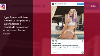 La rappeuse s'amuse nue dans son bain...