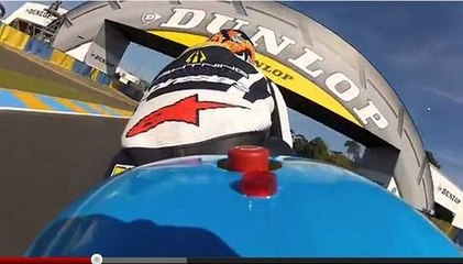 Il roule à près de 300km/h sur une moto... électrique !