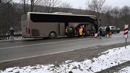 Rusya'nın Ukrayna'ya saldırılarının ardından siviller Polonya'ya gelmeye devam ediyor