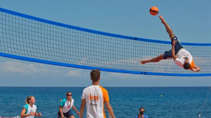 Le bosaball, un sport complètement dingue à mi-chemin entre le foot et le volley