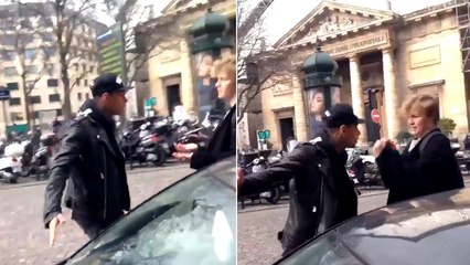 Gregory van der Wiel met un coup de pression à un jeune qui crie "Allez l'OM !"