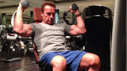 Arnold Schwarzenegger toujours en grande forme malgré son âge