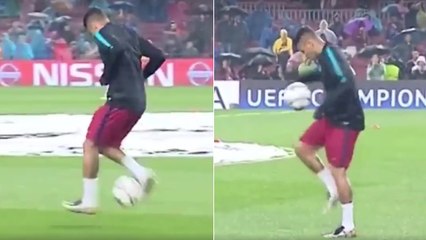 Neymar régale à l'échauffement de FC Barcelone - Arsenal