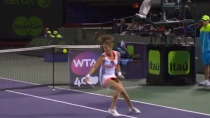 Regardez le revers incroyable de Radwanska au tournoi de Miami