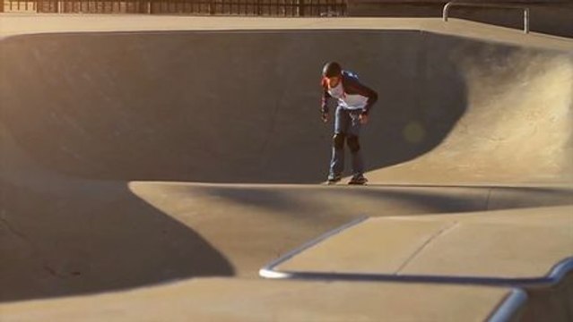 Aveugle depuis l'âge de 2 ans, Tommy Carroll est un pro du skate !