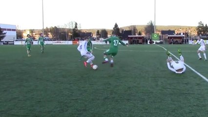 Souvenez-vous de ce tacle assassin d'un joueur fou en Norvège