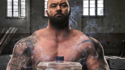 Hafthór Björnsson, La Montagne de Game of Thrones, présente une nouvelle boisson qui lui ressemble
