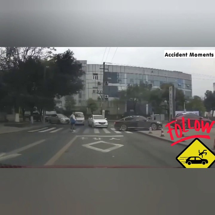 Car Crash Compilation 2022 | Idiots In Cars| Roadrage | Bad Drivers | Dashcam Fails #2