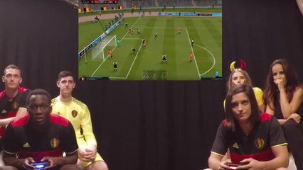 FIFA 16 : Romelu Lukaku piégé par la belle Axelle Despiegelaere et le N°1 mondial