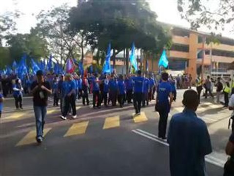 Suasana penyokong BN di Kampung Pandan