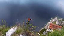Matthew Gough frôle la mort en base-jump après une chute de plus de 300 mètres