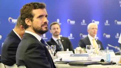 El presidente del Partido Popular Europeo califica el pacto con Vox de "triste sorpresa"