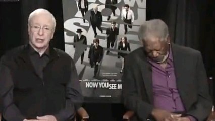 Morgan Freeman s'endort au beau milieu d'une interview