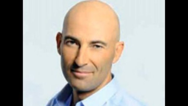 Imitations de Bertrand Delanoë : Nicolas Canteloup répond au maire de Paris