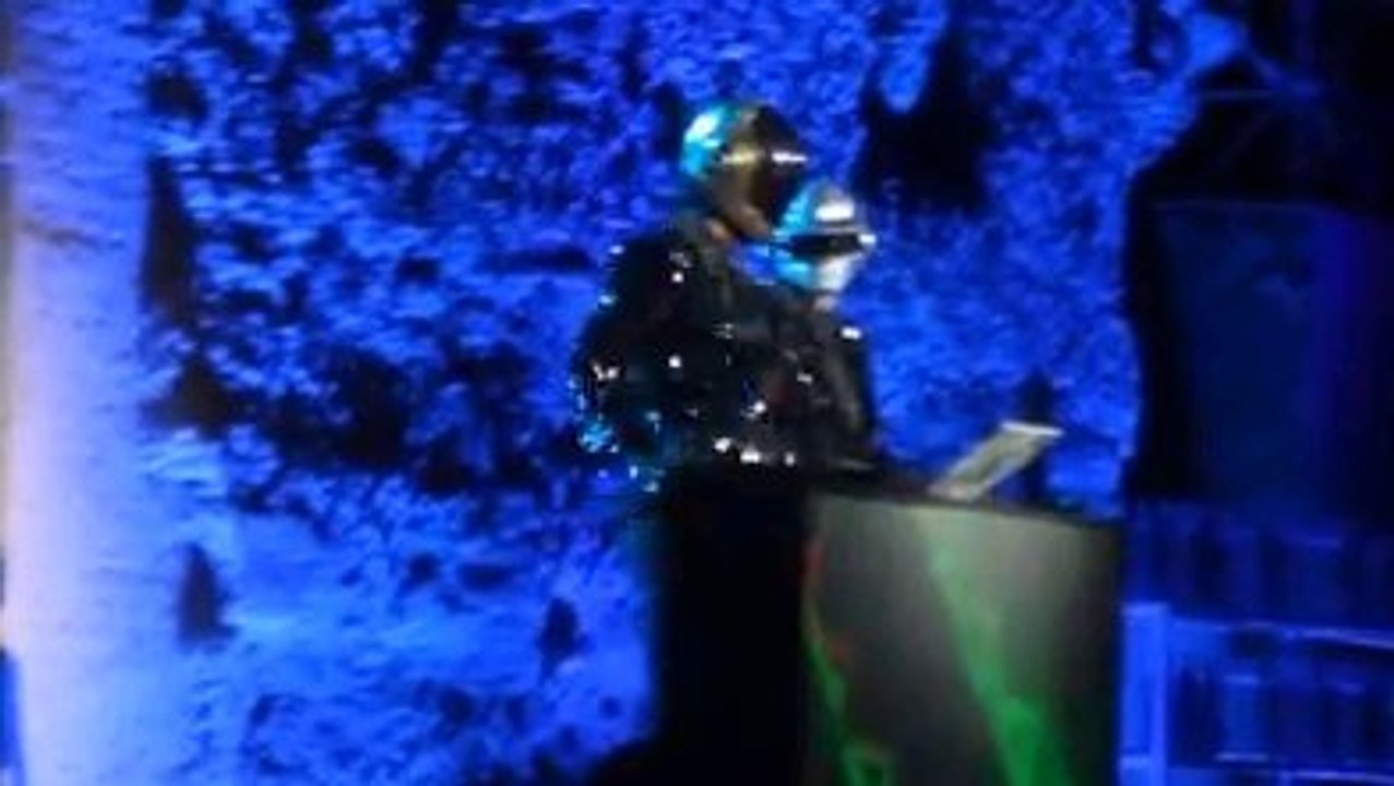 Daft Punk : Ils enlèvent leurs casques au Festival du rire de Marrakech !