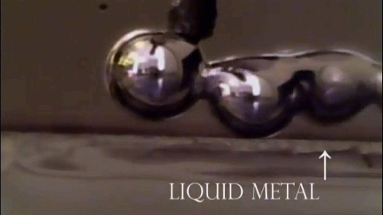 Cette imprimante 3D est capable de créer du métal liquide !