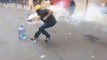 Turquie : La parade étonnante des manifestants pour lutter contre les grenades lacrymogènes